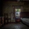 Abandoned bedroom by Eus Driessen