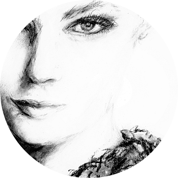 Zwart wit portret van een vrouw . Houtskooltekening van Ineke de Rijk