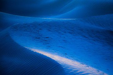 Woestijn bij nacht van Peter Relyveld