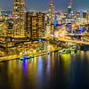 Vue nocturne du centre ville de Rotterdam à Erasmusbrug sur le Maa sur Sjoerd van der Wal Photographie