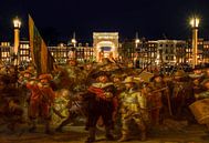 De Nachtwacht op de Magere brug in Amsterdam van Foto Amsterdam/ Peter Bartelings thumbnail