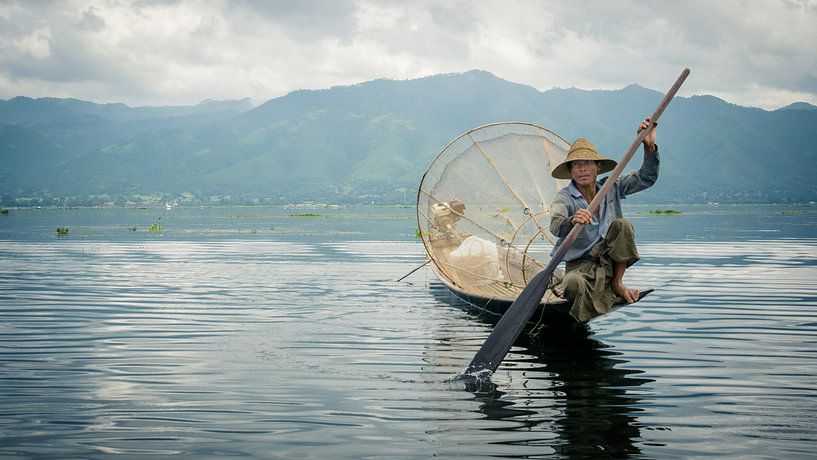  Pêcher dans le lac Inle par Chantal Nederstigt