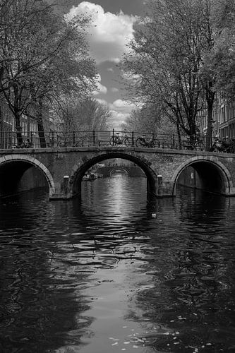 Brug over de Herengracht in Amsterdam