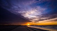 Wandelaar in de zonsondergang