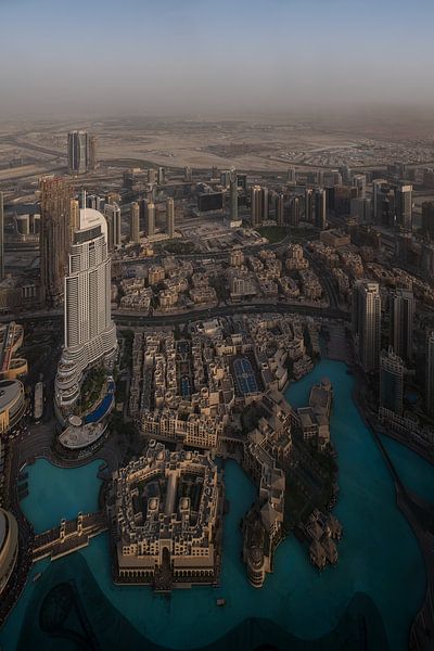 At the top Burj Khalifa par Luc Buthker