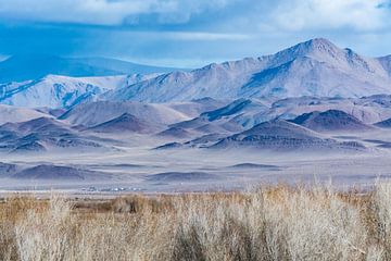 Bergen in Mongolië | Landschapsfotografie van Nanda Bussers