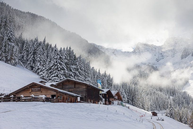 De Moareggalm op de Klausberg in het Ahrntal in de winter, Zuid-Tirol van Christian Müringer