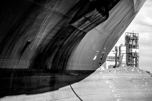 Schepen in de haven Amsterdam gelost voor de reis.