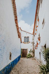 Steegje in Portugal van FotoMariek