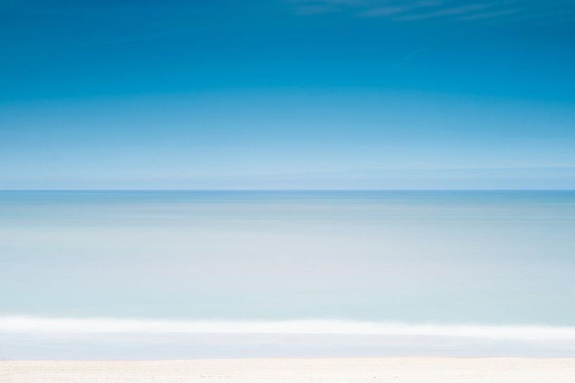 Oceaan abstract, strand, zee, lucht in kleur van Renzo Gerritsen