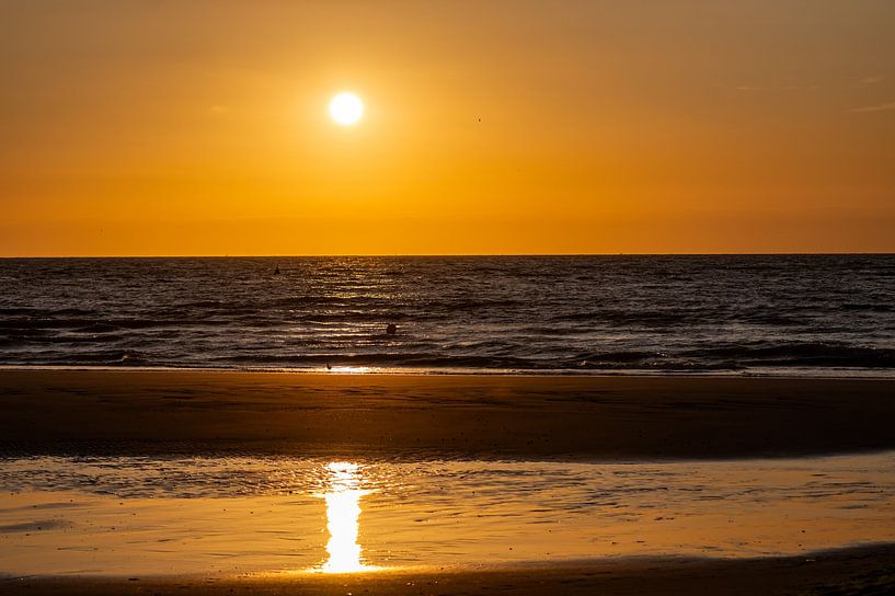 Golden Sunset by the Sea by Fotografie Schnabel