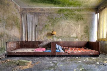Twins van Photography by J