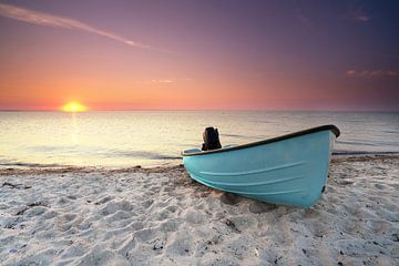 Sunny evening on the beach by Matthias Spartz