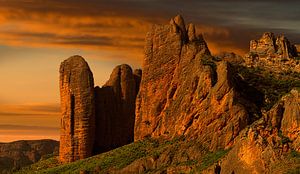 0775 Montagnes rouges sur Adrien Hendrickx