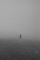 Eenzame man op het strand