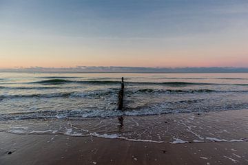 Abendspaziergang entlang der Strandpromenade in Mielno von Oliver Hlavaty