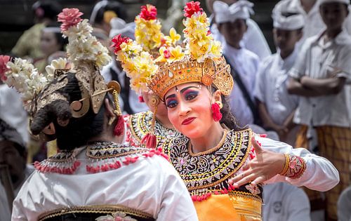 Danse du legong sur Bali