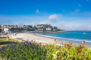 View to the city Perros-Guirec in Brittany by Rico Ködder