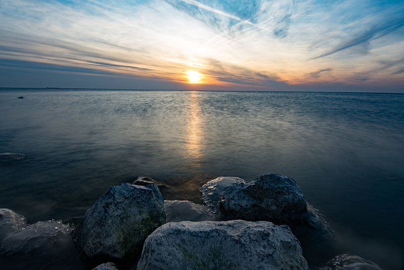 Zonsondergang boven het IJsselmeer von Michel Knikker