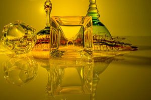 Modernes Stillleben Goldene Stadt aus Glas Design