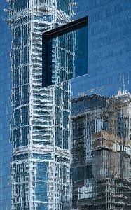 Dubai, reflection of buildings