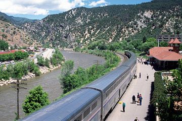 California Zephyr  - Glenwood Springs van Richard Wareham