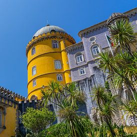 Pena paleis in Sintra, Portugal. van Jessica Lokker