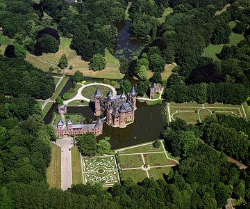 1989 - Historic aerial view of The Haar kastee by Frans Rombout