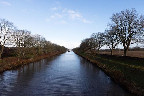 Een zonnige winterdag op de Ems