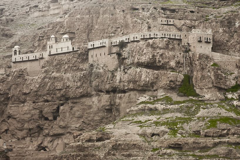 Kloster der Versuchung auf dem Felsen, ein Ort, an dem der Legende nach der Teufel Christus versucht von Michael Semenov