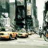 New York - Yellow Cabs op Time Sqaure van Hannes Cmarits