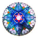 Glas-in-lood raam Alkmaarse synagoge van Mike Bing thumbnail