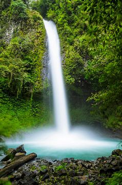 Waterfall  by Richard Guijt Photography