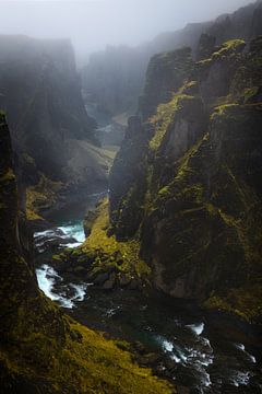 Das wunderschöne Tal Fjadrargljufur in Island von Jos Pannekoek
