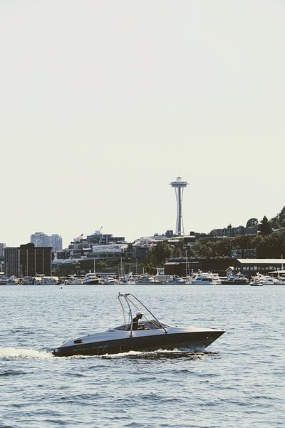 Seattle by Hello Pompoyo