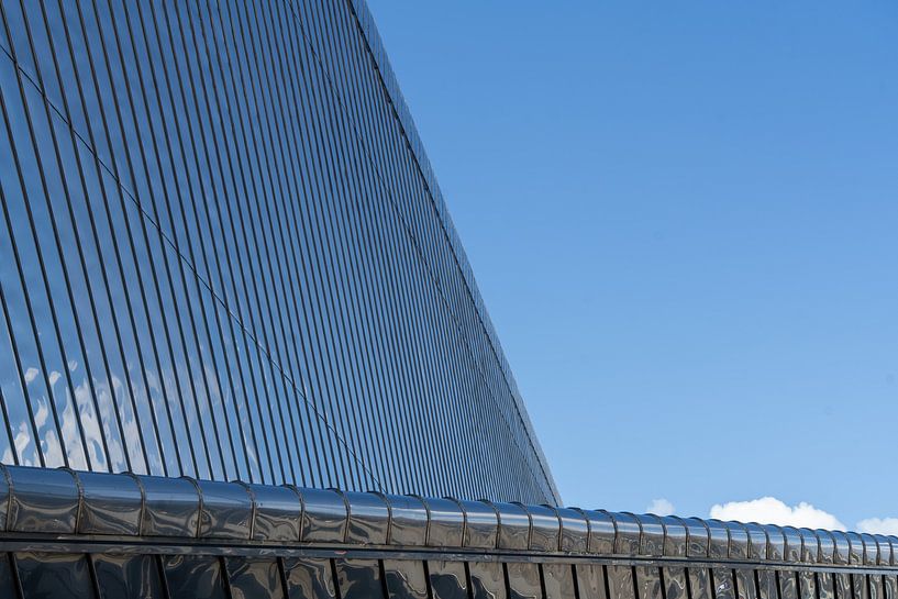 Rotterdam Central Station (detail) by Astrid Roozenburg