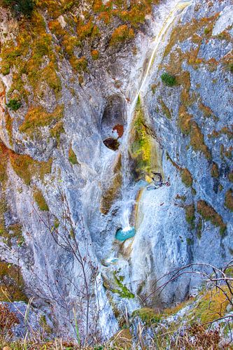 La chute d'eau de Torren dans la vallée de la Bluntautal