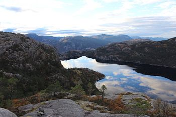 mountain lake pulpit rock Norway