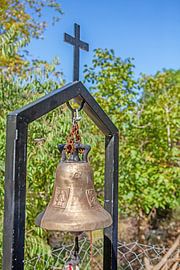 Kreta - Kleine Glocke am Wegesrand von t.ART