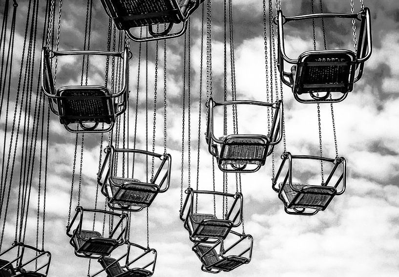 Chain carousel by Norbert Sülzner