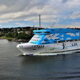 Ferry in Stockholm by Karel Frielink