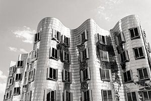 Architecture moderne dans le Medienhafen de Düsseldorf (7-111093)