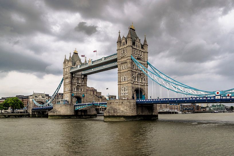 Tower Bridge in London von Gijs Rijsdijk