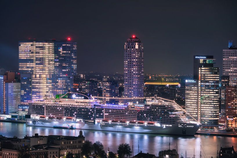 MSC Grandiosa in Rotterdam von Vincent Fennis