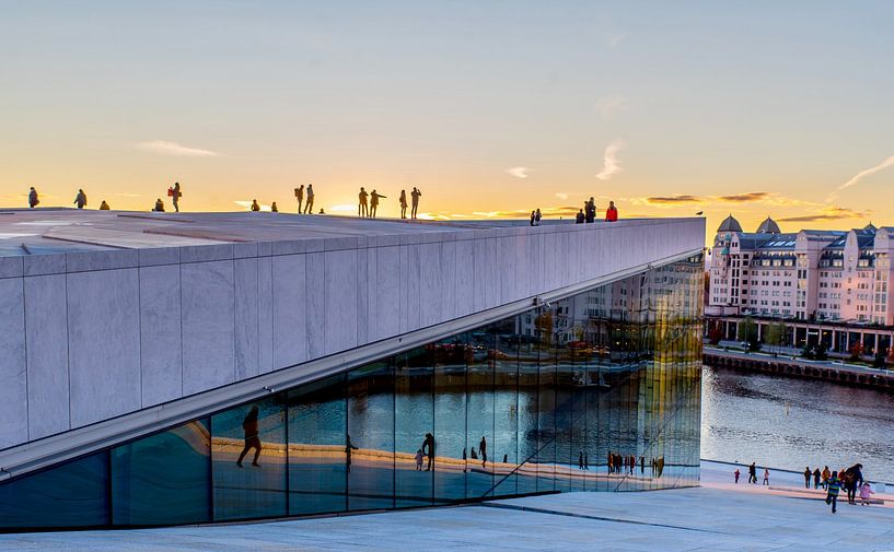 Oslo by Hello Pompoyo