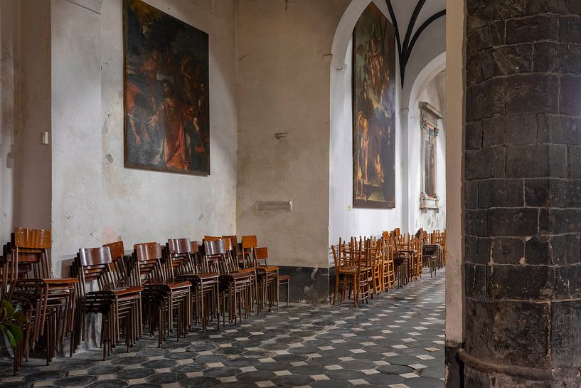 interior of the Church of Saint Andrew in the Italian seaside resort of Levanto by gaps photography