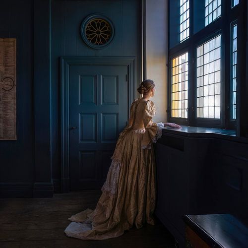 Waiting impatiently [square] by Affect Fotografie