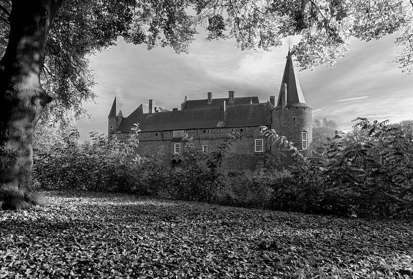 Kasteel Hernen by Ab Wubben