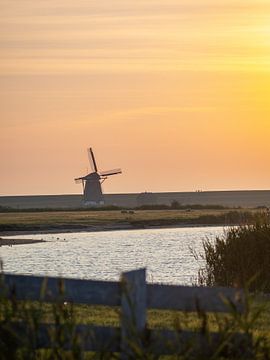 Polderlandschap van Texel met windmolen van Teun Janssen