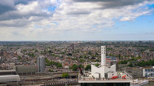 De schommel van de ADAM toren Amsterdam